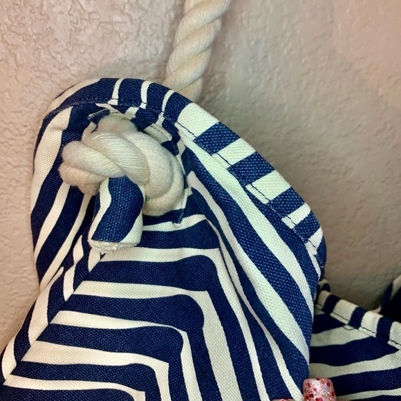 NWT Hat Attack Huge Tote Bag Buji Baja line Navy Blue White Striped Pattern New - Picture 6 of 16